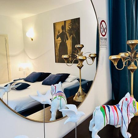 Comecasa Duomo - San Babila Lovely Apartment Milaan Buitenkant foto