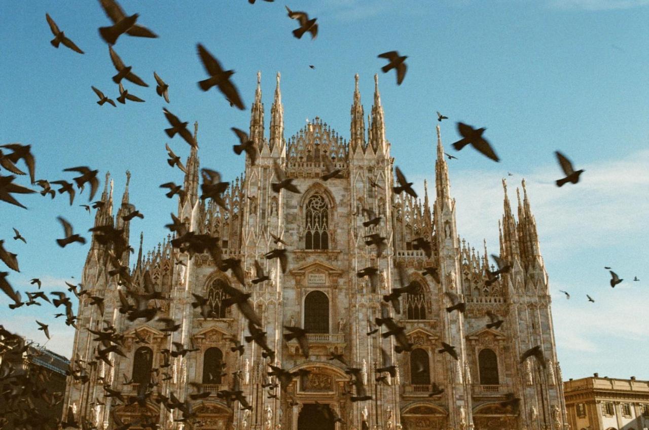 Comecasa Duomo - San Babila Lovely Apartment Milaan Buitenkant foto