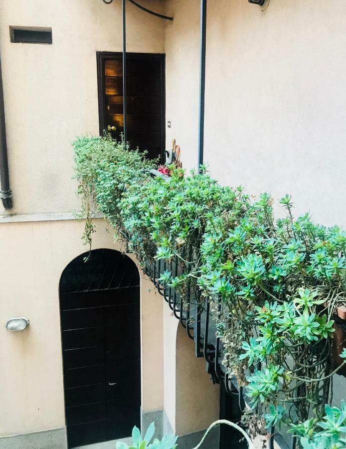 Comecasa Duomo - San Babila Lovely Apartment Milaan Buitenkant foto